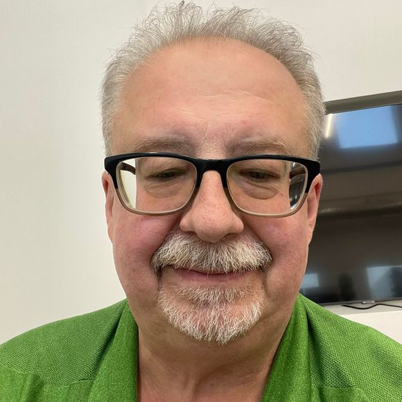 Meet your Posher, Doug - Picture 2 of 2